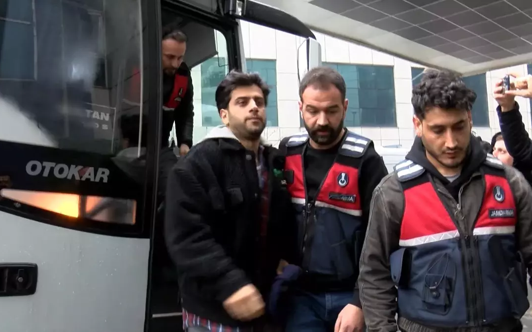 Uyuşturucu soruşturmasında gözaltına alınan Reynmen: Bu kadar yakından çekmeye gerek yok